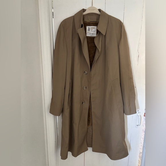 Vintage London Fog Classic Tan Trench Coat - Picture 1 of 8